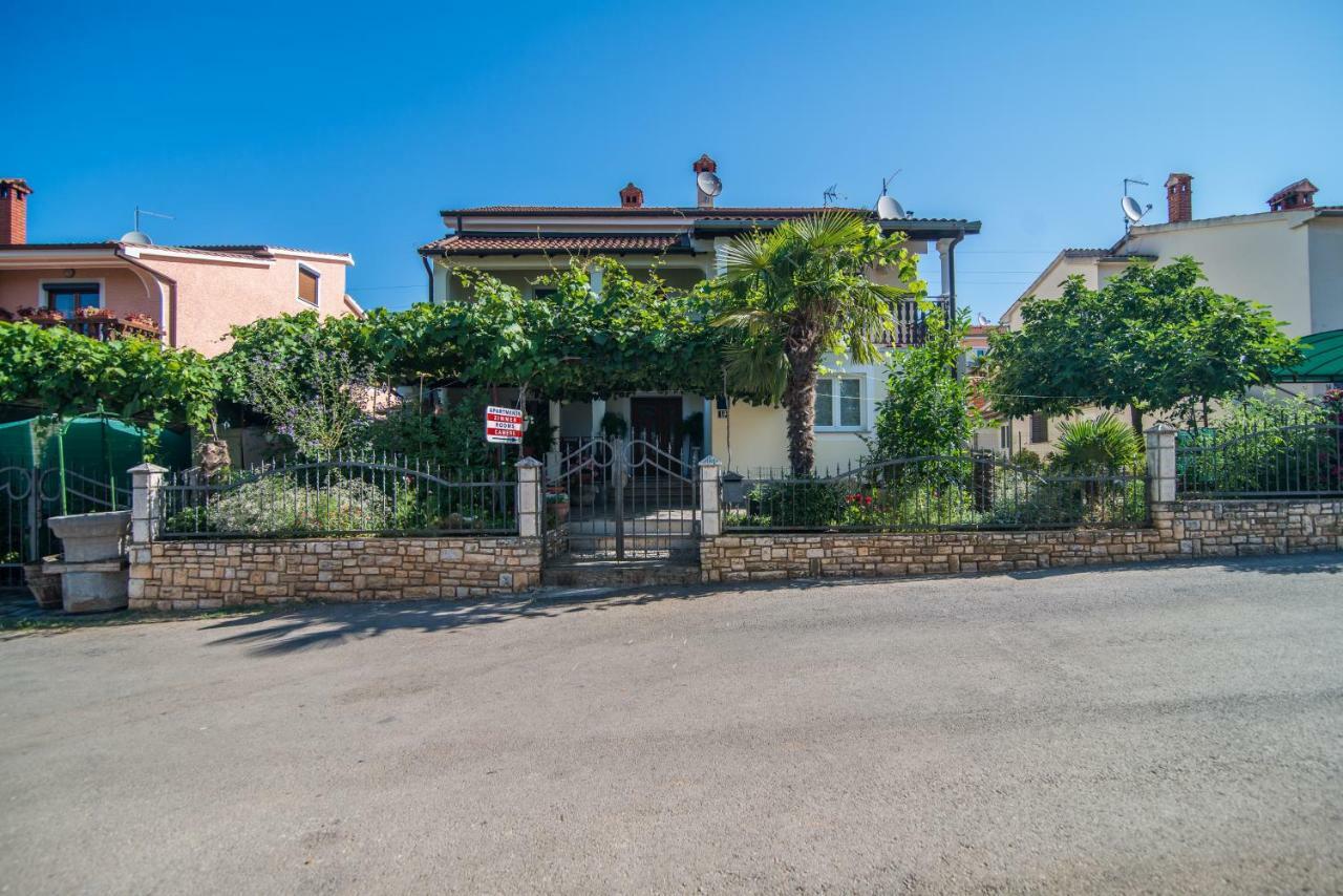 Apartmani Marina Porec Exterior photo