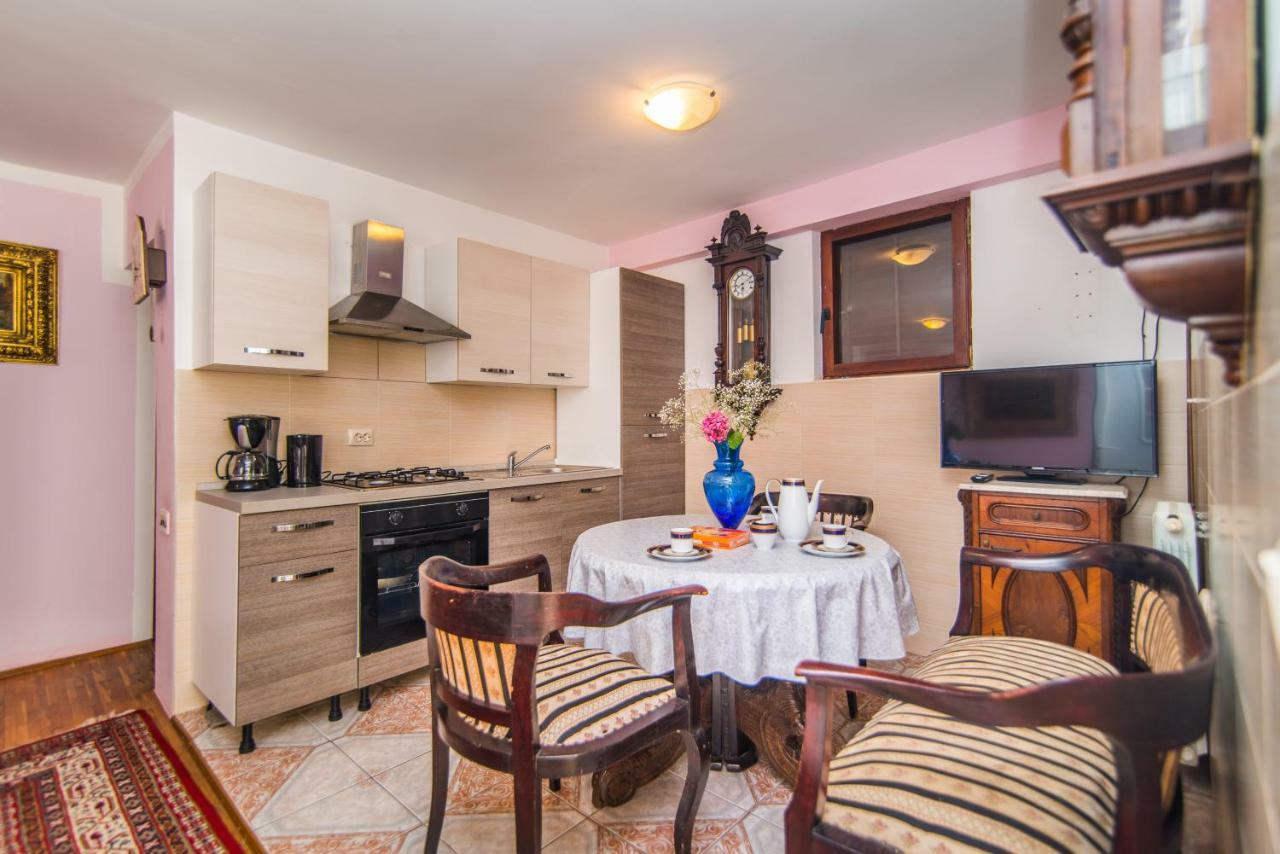 Apartmani Marina Porec Exterior photo